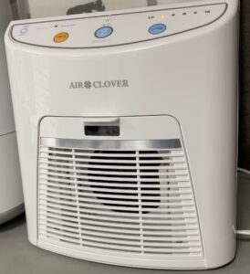 オゾン脱臭器を導入！50畳まで対応しているので銀イオンと併用で事務所内は安心空間！